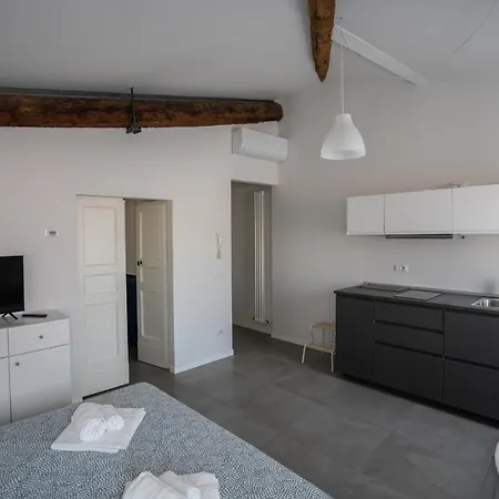 Monolocale Le Rondini Centralissimo Apartamento *